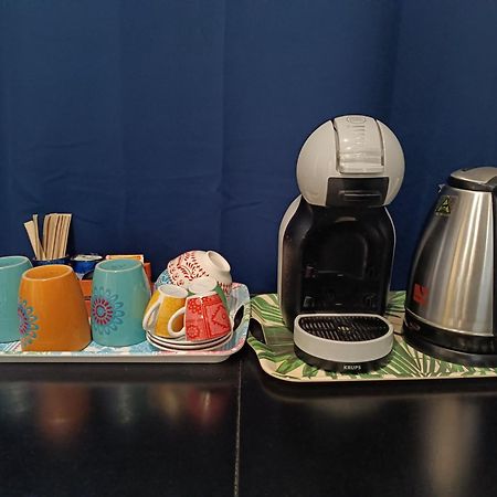 Lanzies Guesthouse ローマ エクステリア 写真
