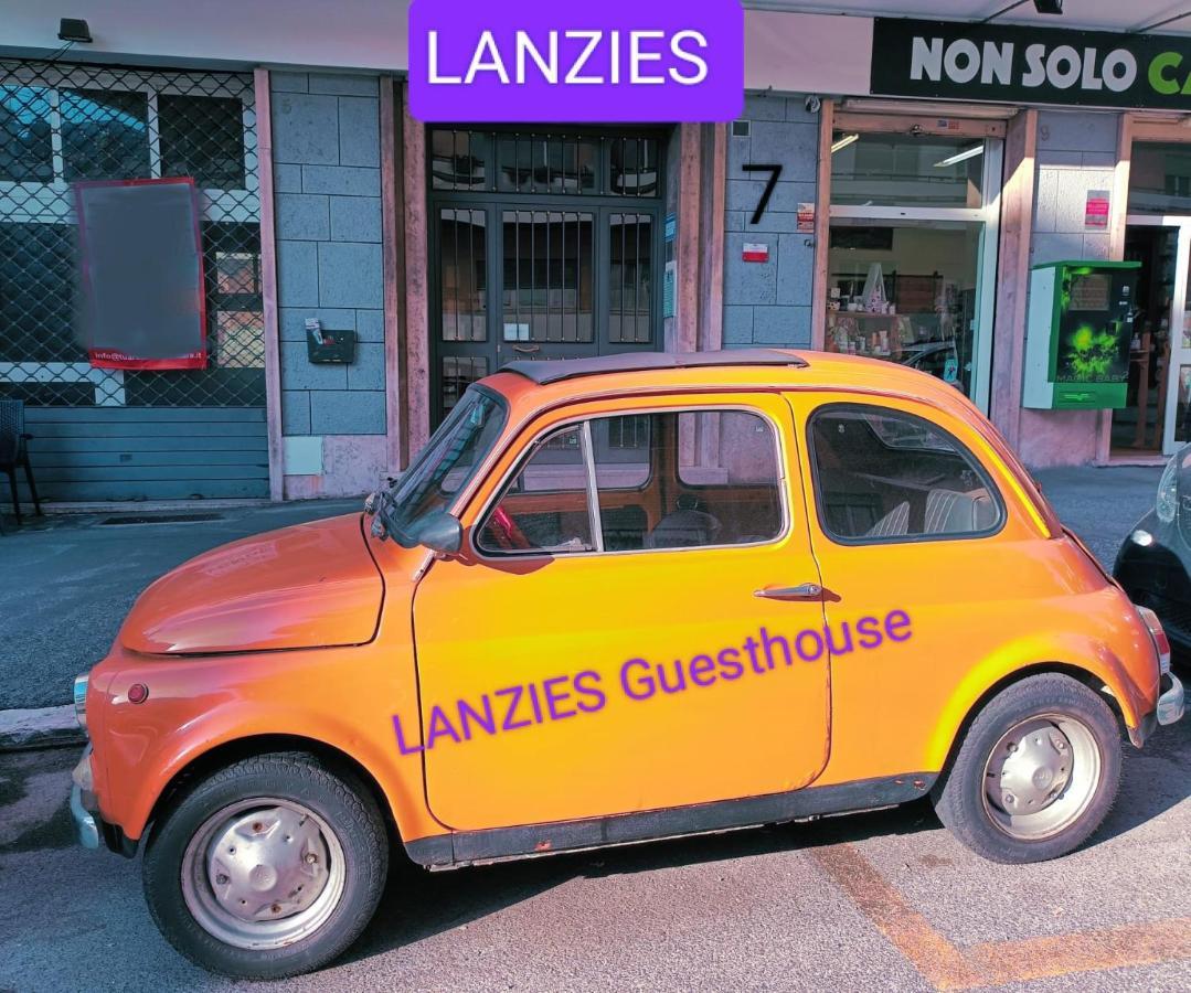 Lanzies Guesthouse ローマ エクステリア 写真