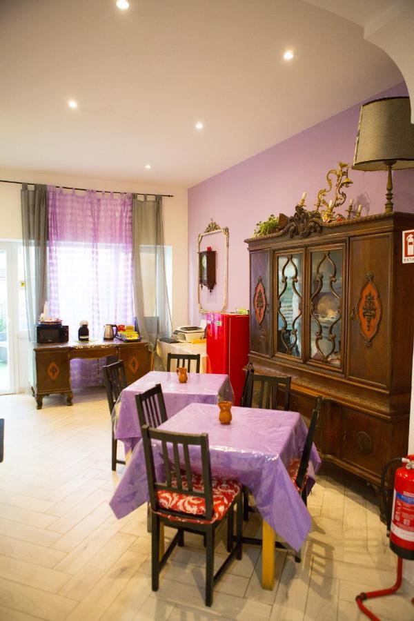 Lanzies Guesthouse ローマ エクステリア 写真