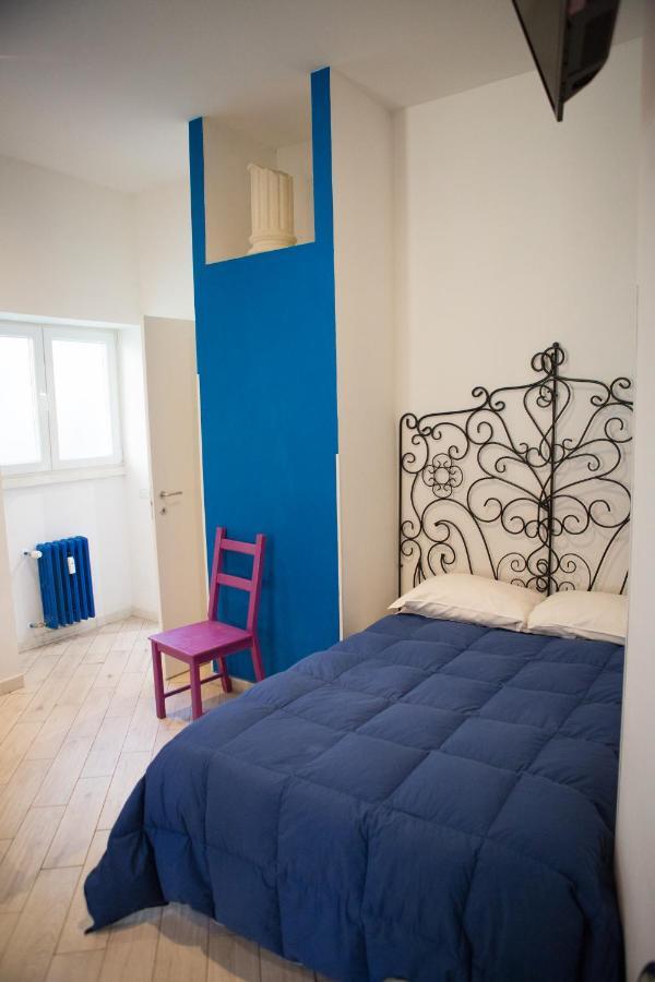 Lanzies Guesthouse ローマ エクステリア 写真