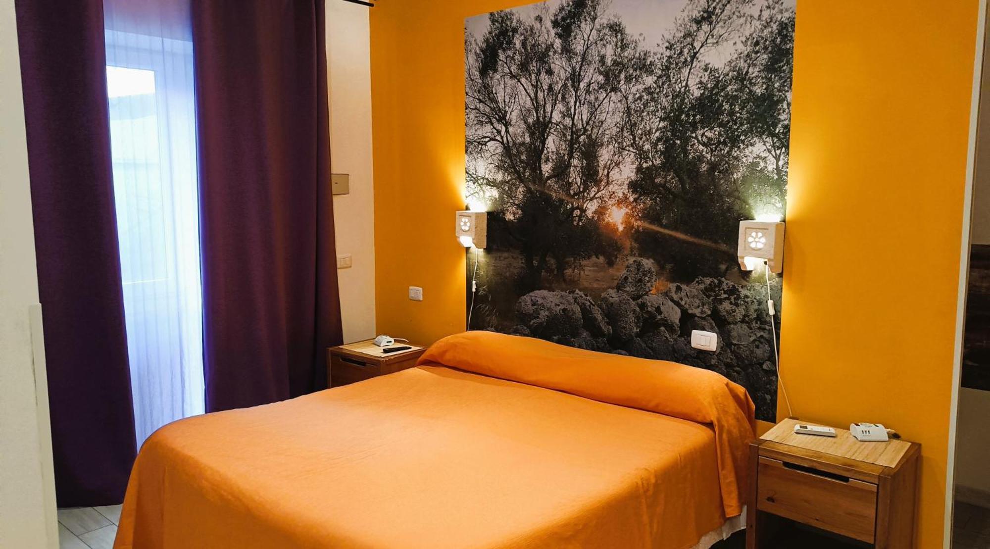 Lanzies Guesthouse ローマ エクステリア 写真