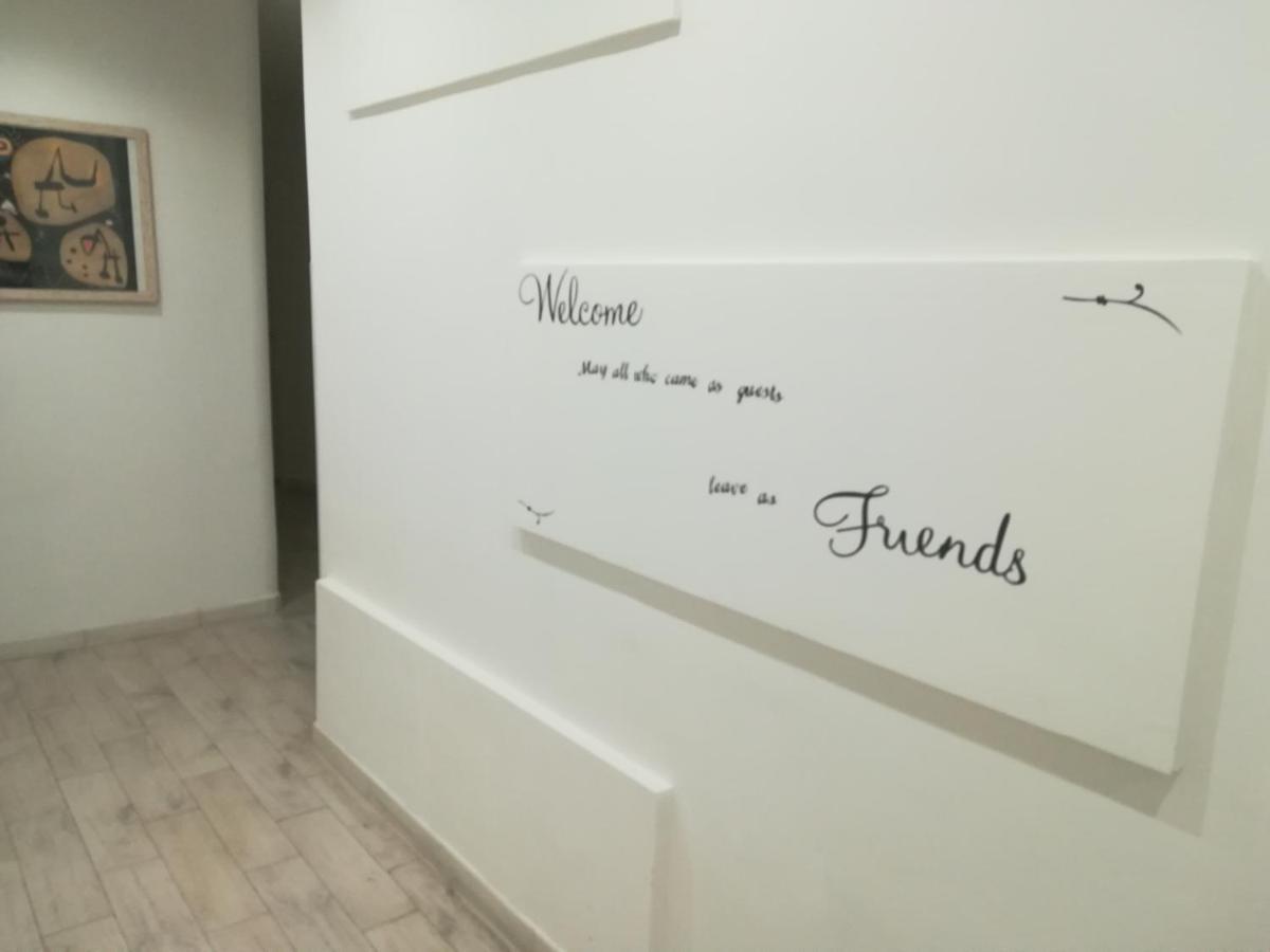 Lanzies Guesthouse ローマ エクステリア 写真